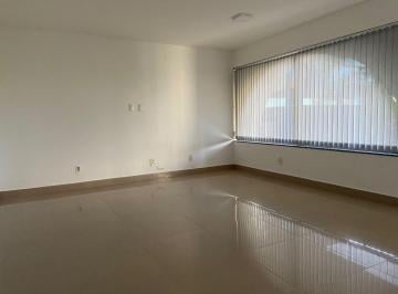 Comercial · 35m² · QI 11 - LINDA SALA - ÓTIMA LOCALIZAÇÃO