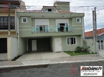 Foto 01 · Casa em Condomínio de Alto Padrão no Alto Boqueirão, Curitiba-PR: 3 Quartos, 3 Suítes, 2 Salas, 1 Ba