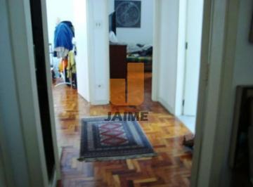 Apartamento · 199m² · 3 Quartos · 2 Vagas · Apartamento totalmente reformado, 190 m, com janelões de alumínio, amplo, claro. Ótima localização!