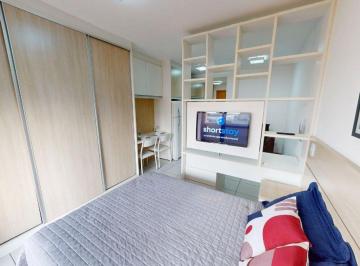 Apartamento de 1 quarto, Curitiba · Apartamento Studio Mobiliado para Aluguel por Período Flexível