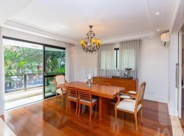 Apartamento · 236m² · 3 Quartos · 3 Vagas · Apartamento com três dormitórios sendo três suítes, e três vagas em Higienópolis!