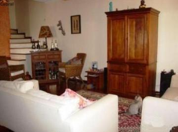 Casa · 234m² · 2 Quartos · 4 Vagas · TRANQUILIDADE E AR PURO