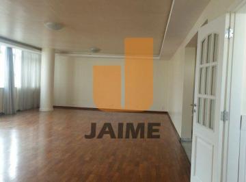 Apartamento · 270m² · 4 Quartos · 2 Vagas · Apartamento com 4 dormitórios sendo 2 suítes e 2 vagas, rua aborizada, poucos minutos do Shopping