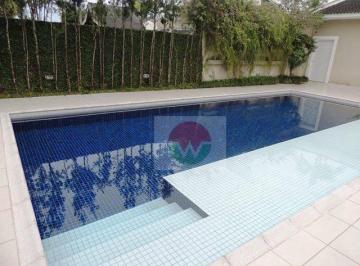 ade0200d58b13b5f69172293327202a7b32984a7 · Ampla, Aconchegante e Perfeita para Sua Família – 6 Suítes e 9 Vagas