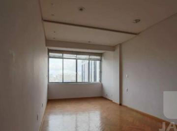 Apartamento · 97m² · 2 Quartos · Apartamento com 2 dormitórios,  97 m2 bem distribuídos, ótima oportunidade para investidor.