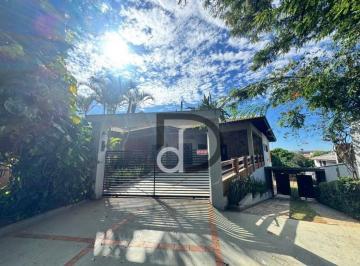 46ae296bd8a272906161e8553648776d6afabad3 · Casa com 4 quartos, 332 m² - venda por R$ 2.300.000 ou aluguel por R$ 13.291/mês - Condomínio Vista