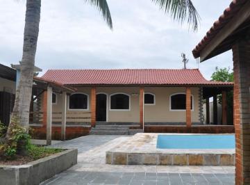 Casa · 397m² · 4 Quartos · 4 dormitórios (2 suítes) para venda no Bairro Acaraú em Cananéia/SP