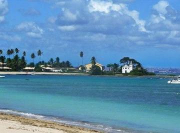 Casa de 4 quartos, Vera Cruz · Terreno com casa para reformar / praia da Penha - Itaparica-Bahia.1050m2