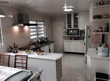 Casa · 144m² · 3 Quartos · 4 Vagas · ESPAÇOSO E CONFORTÁVEL - EXCELENTE ACABAMENTO
