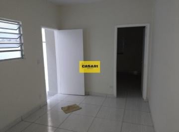 Photo 1 · Casa com Quintal Amplo e Excelente Localização