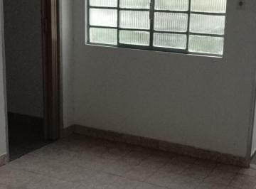 l4985a.jpg · Casa para locação no Veloso com 1 quarto