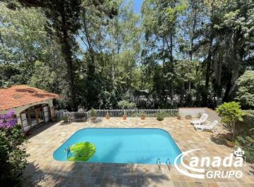 Casa · 542m² · 4 Quartos · 6 Vagas · Sobrado com 4 dormitórios em Cotia