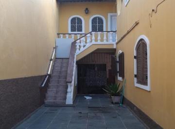 v4972a.jpg · Casa à venda no Centro com 3 quartos