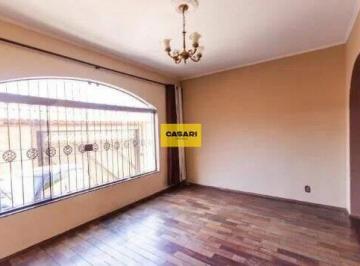Photo 1 · Casa à Venda com 5 Quartos, 3 Andares e Área Gourmet – Excelente Localização em