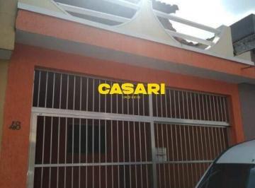 Casa · 204m² · 4 Quartos · 2 Vagas · Sobrado com 4 dormitórios, 2 suítes e churrasqueira à venda em Piraporinha - Diadema/SP