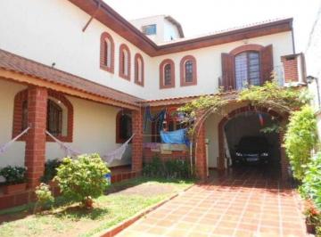 Casa · 180m² · 4 Quartos · Excelente Sobrado , com 4 quartos (1 suite master / hidromassagem e terraço ), salas, cozinha, dep.