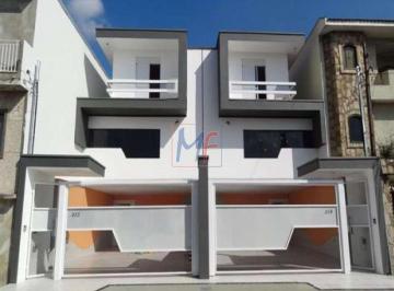 Casa · 300m² · 3 Quartos · Sobrado estilo pós moderno com fácil acesso  Rod. Presidente Dutra.