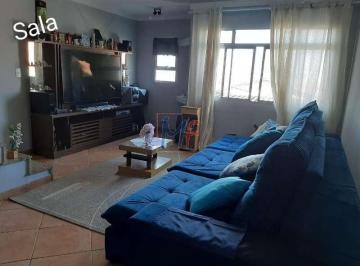 Casa · 190m² · 4 Quartos · Excelente sobrado no bairro Vila Nova Galvão, contém 4 dorms (1 suíte), banheiros, 5 vagas, com fáci