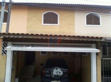 Casa · 100m² · 2 Quartos · REF: 2767 Lindo Sobrado bairro Vila Nova Galvão com 2 dorms, sala com sancas, armários embutidos, 2 
