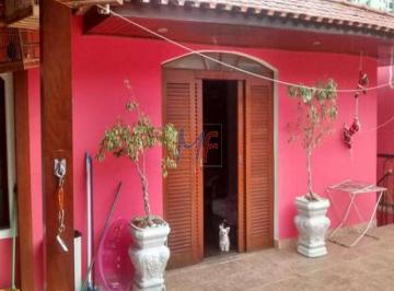 Casa · 450m² · 3 Quartos · SOBRADO Otima localizãçao Horto Florestal 450 m2 e 4 vagas!