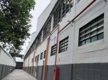 Casa · 200m² · 4 Quartos · Terreno de 284m² com 2 casas ,sendo 1  sobrado nos fundos e 1 casa com 3 vagas !