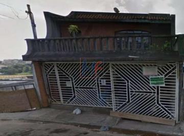 Casa · 300m² · 3 Quartos · Sobrado construido em 3 pisos , salão de festas c/ piscina e 6 vagas na Freguesia do Ó