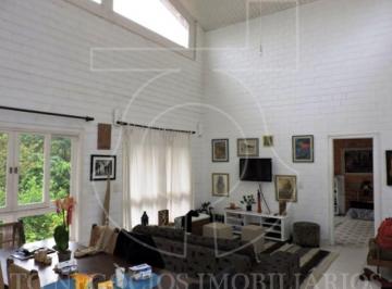 Casa · 205m² · 4 Quartos · 4 Vagas · Casa Condomínio Parque das Artes, Jardim Indaiá - Embu das Artes