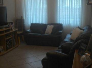 Casa · 200m² · 3 Quartos · 6 Vagas · Sobradão 5 min metro.