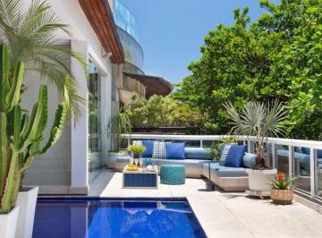 Apartamento · 377m² · 4 Quartos · 3 Vagas · Venda de luxuoso apartamento de 4 quartos na Barra da Tijuca, Rio de Janeiro - RJ com 377m² e 3 vaga