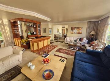 9b16b0914618621179cd0d67c7e2f72cd2de27dd · Apartamento com 4 quartos à venda em Florianópolis/SC - Bairro Centro, próximo ao Beiramar Shopping 