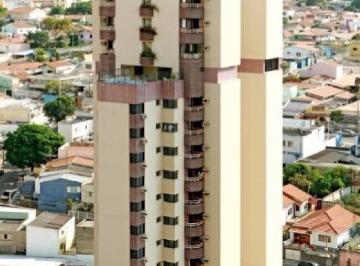 Prédio · Apartamento tipo flat à venda no Bairro Anhangabaú em Jundiaí - SP