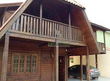f8f81642a836d9e4fbaf33725f01428b0a6cf720 · Sobrado com 3 dormitórios à venda, 231 m² por R$ 899.000,00 - Pineville - Pinhais/PR