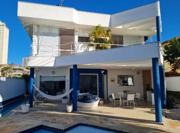 Casa de 3 quartos, Jundiaí · Casa de condomínio, à venda, em Jundiaí - Quinta das Laranjeiras - AC= 354,00m² - Alto Padrão!