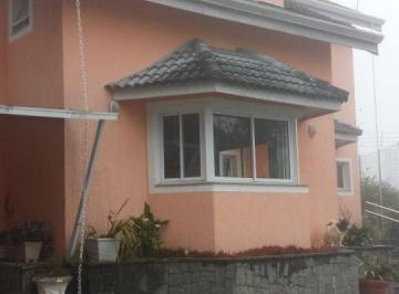 Casa · 480m² · 4 Quartos · 8 Vagas · Mansão em condomínio Serra.