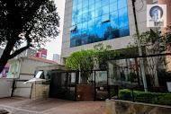 2f6f55e06aa4b7e43211acba695a557f514a2259 · Excelente conjunto comercial em região nobre de São Paulo, abriga amplo comércio localizado nas ruas