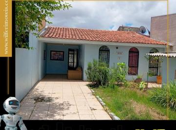 Casa · 70m² · 3 Quartos · 3 Vagas · CASA MEDINDO 70m² NO BAIRRO JARDIM DAS AMÉRICAS!<b