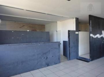 7bee3295a59b455033182b0315e61ec5e8067dde · Salão  comercial à venda, Centro, Lauro de Freitas.