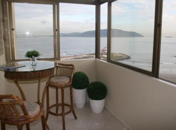 Apartamento de 2 quartos, Santos · Apartamento com pé na areia em Santos 