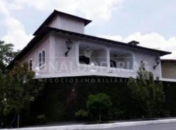 Casa · 500m² · 5 Quartos · 4 Vagas · SOBRADO A VENDA COM 5 DORMITÓRIOS em INTERLAGOS.