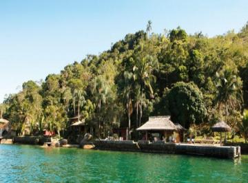 Casa · 600m² · 8 Quartos · CASA PARA TEMPORADA EM ILHA - ANGRA DOS REIS