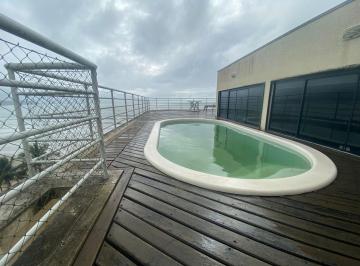 Piscina frente para a praia · Cobertura com piscina frente para praia com 4 suites com ar - 12 pessoas