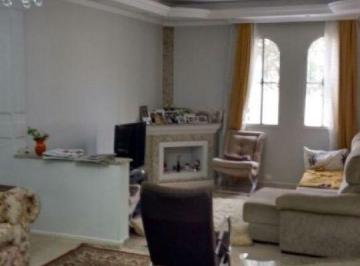 Casa · 300m² · 4 Quartos · 6 Vagas · CASA TÉRREA MARAVILHOSA.