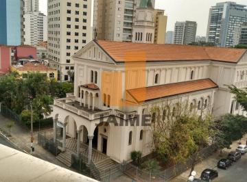 Apartamento · 123m² · 2 Quartos · Excelente localização, vista para o Largo Padre Pericles