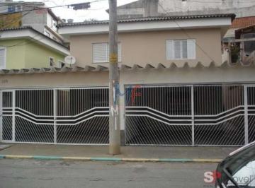 Casa · 200m² · 3 Quartos · Lindo sobrado em Itaquera com 200 m² 3 quartos (1 suíte) sala e cozinha grande, quintal, lavabo, are