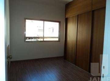 Apartamento · 203m² · 3 Quartos · 1 Vaga · Totalmente reformado ao lado do metro .