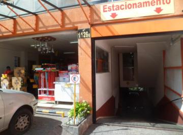 Comercial · 900m² · IMPERDÍVEL - Prédio com 3 pisos.