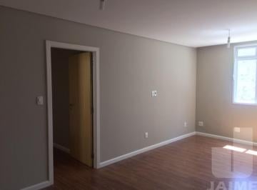 Comercial · 94m² · 2 Vagas · Conjunto Comercial em Discreto Edifício em Santa Cecilia 2 vagas