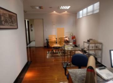 Comercial · 90m² · Conjunto Comercial 90mts 03 salas em Consoloção.