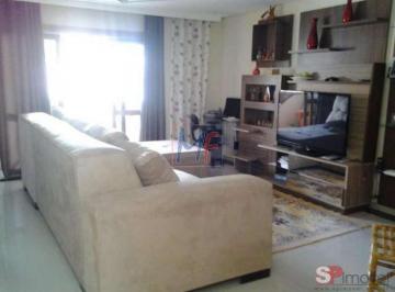 Casa · 300m² · 3 Quartos · ID 5823 - Lindo  Sobrado com 3 dorms, sendo 2 suites em  ótima localização!