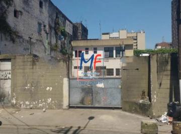 Comercial · 238m² · Excelente Terreno com 407 m2, e prédio e pátio com  238 m2 a c. , testada de 11 mts , bem localizado